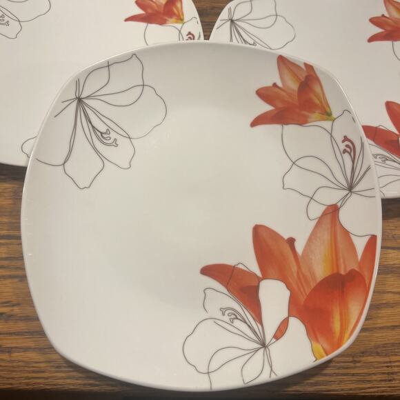 SET OF 7 Tabletops Gallery LILY Square Dinner Plates 10” Red Flower Minimalst EX - Picture 8 of 12